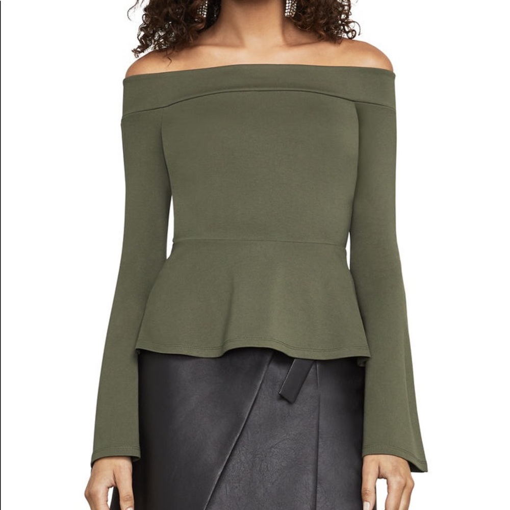 •NWT• BCBGMaxAzria Peplum Off-The-Shoulder Top 💚